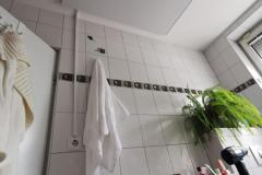 bad-heizung-decke