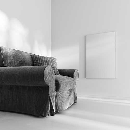 Couch und Infrarot-Wandheizung