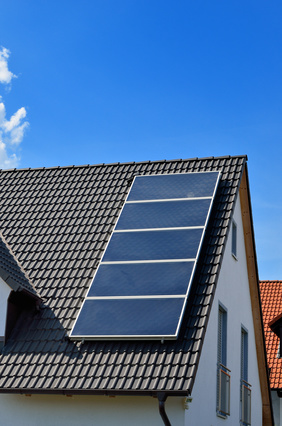 Solarwärme hilft Heizkosten senken - Solarheizungen spart Heizkosten