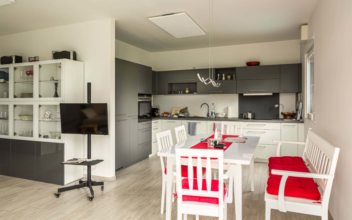 Infrarotheizung an der Decke im Tiny House